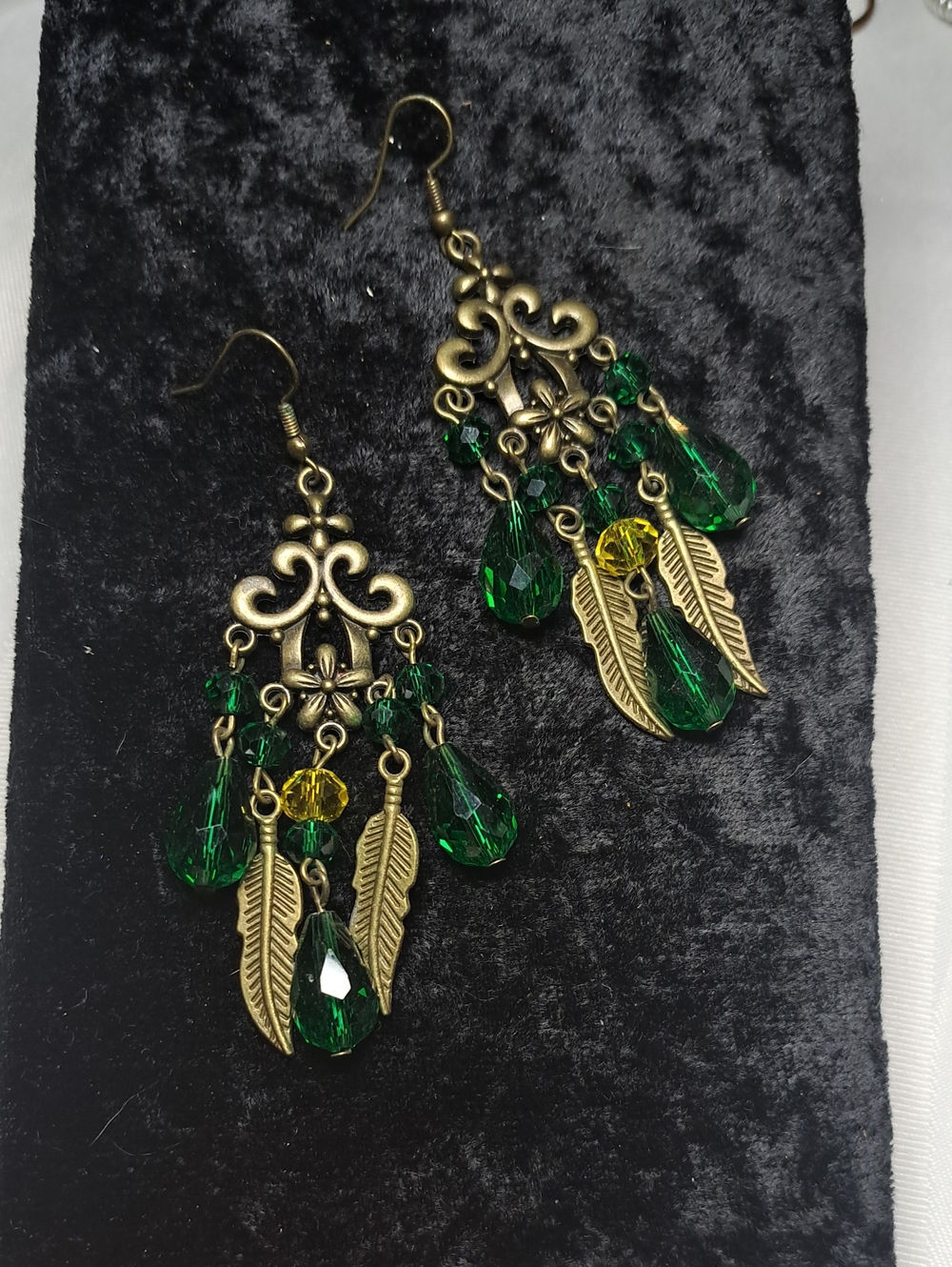 Vintage-Style Green Crystal Feather Drop Earrings - Unbranded